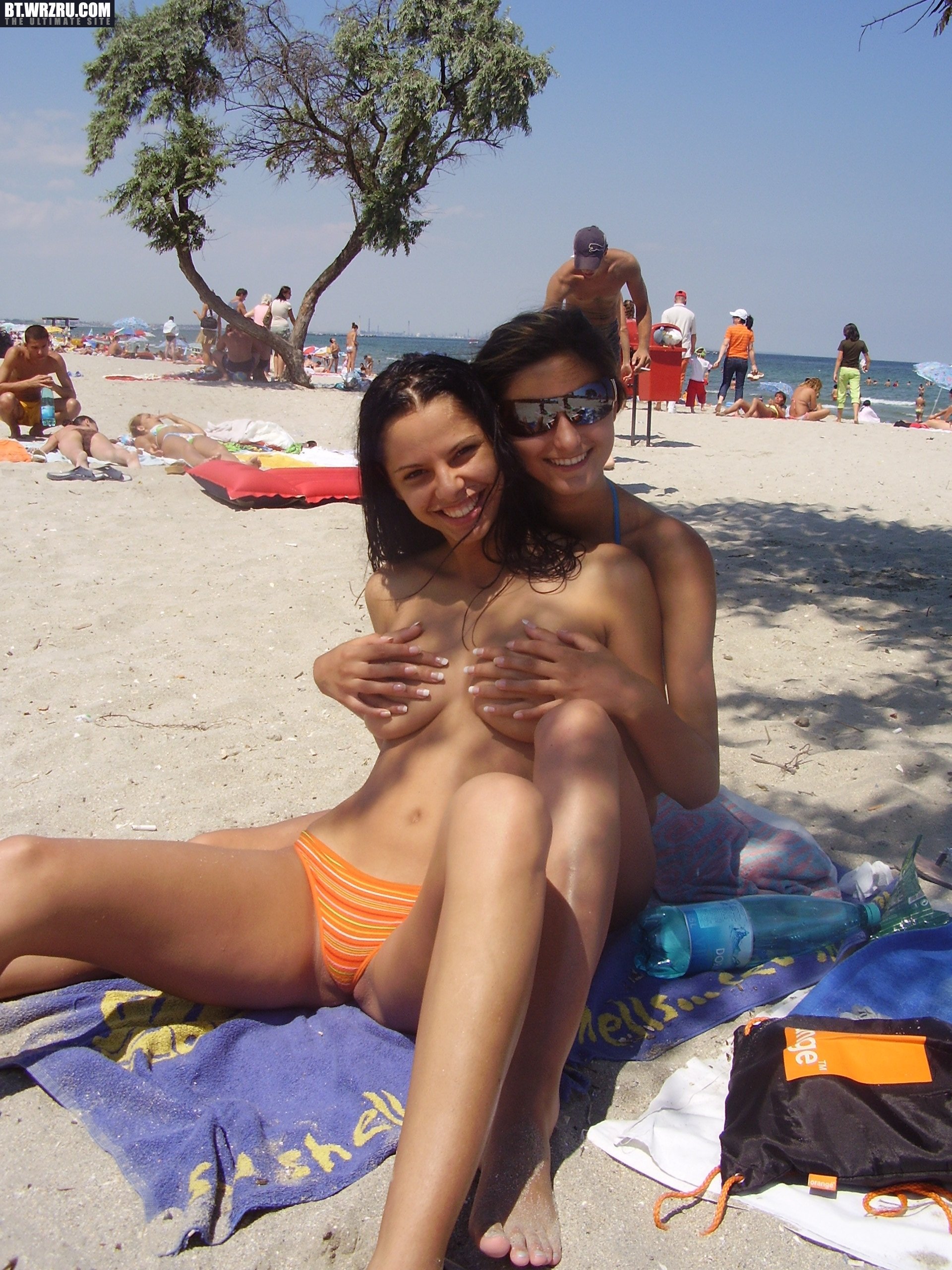 Подборка девушек и мамок на нудистском пляже порно фото